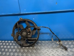 Citroen c5 i рестайлінг 2.0 hdi вентилятор радіатор 1831504016 фото №1