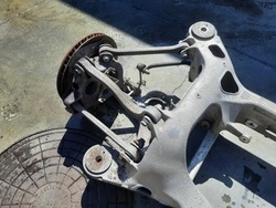 Panamera 970 4.8 поворотна опора зад права lub ліва фото №1