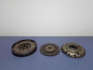 Alfa romeo 159 1.75 tbi комплектні зчеплення двомасовий маховик 2294701034 фото №1