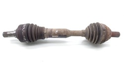 Піввісь ліва коротка volvo xc70 iii 2.4 d5 механічна коробка передач 30651672 фото №1