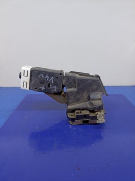 Volvo v40 i універсал замок двері лівий зад фото №1