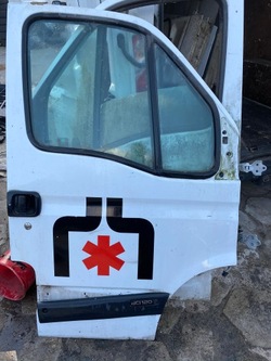 Renault master ii дверь правые передние фото №1