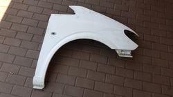 Крило переднє праві mercedes vito w639 фото №1