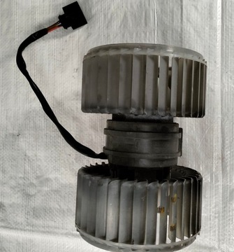 Вентилятор воздуходувка воздуховод audi a8 s8 d3 4e рестайлинг 0130111047 фото №1