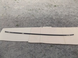 E46 рестайлінг універсал планка дахова ліва фото №1