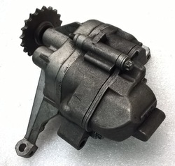 Насос масла a6461810047 mercedes sprinter vito 2.2 cdi фото №1