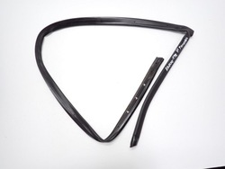 Прокладка гумова накладка порога порогова права оригінал skoda karoq 19r фото №1