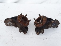 Поворотна опора ступиця ліва права перед передня ford focus mk3 1.6 ti фото №1