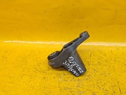 Лапи коробки ford focus mk2 рестайлінг 1,6b 07-11r 3m516p093 фото №1