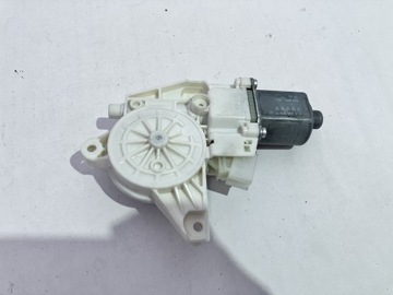 Двигунчик скла двері лівий перед a клас w176 фото №1