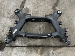 Візок підвішування балка підрамник колиска зад mercedes c-klasa w206 2wd rwd фото №1