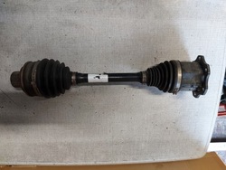 Audi a6 c8 a7 полуось левый перед 4k0407271e фото №1