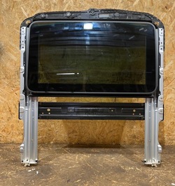 Идеальный kpl. люк mercedes w167 x167 gle gls 1 фото №1