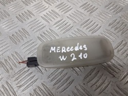 Освітлення кабіни зад mercedes e 230 w210 фото №1