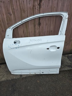 Opel crossland x 17-23 дверь левая перед 39141294 фото №1