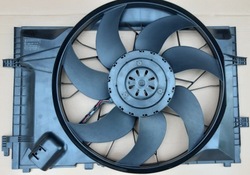 Mercedes clk w209 вентилятор 400w рестайлінг фото №1