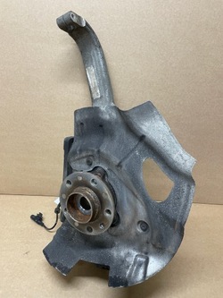 Alfa romeo stelvio qv квадрифолио q4 поворотный кулак правая перед передняя идеальное состояние фото №1