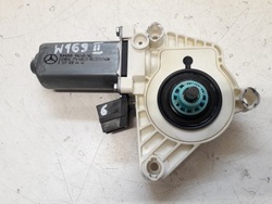 Mercedes a w169 04-12 моторчик стёкла правые перед a1698204442 фото №1