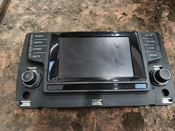 Vw golf vii радио дисплей 5g0919605 фото №1