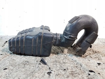 Резонатор впуск повітря 1.0 6v suzuki swift ii фото №1