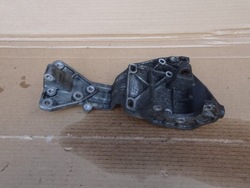 Volvo v60 s60 ii 2.4 d5 лапи генератора 31316673 фото №1