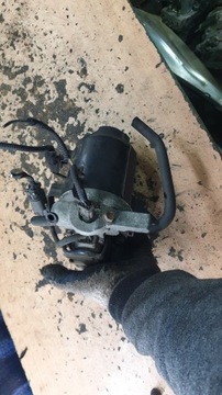 Honda fr-v 2.2 i-ctdi корпус фільтра пального фото №1