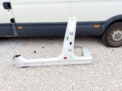 Citroen c4 cactus поріг лівий стійка середній ewpb фото №1