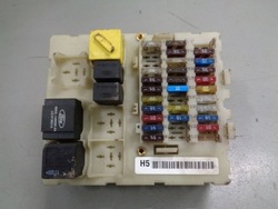 Ford focus mk1 02 1.8 tdci коробка предохранителей фото №1