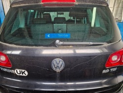 Vw tiguan i 1 5n кришка зад задня t2 c9x фото №1