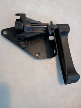 Bmw x5 f15 замок кришки фото №1