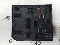 Nissan pulsar 14-18r 1.2 b коробка запобіжників bsi 284b7-3zl0a фото №1