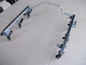 Mercedes c w204 планка вприскувальний форсунка 3.0 v6 272 фото №1