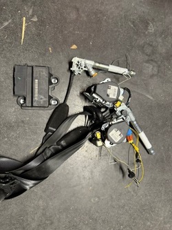 Pas ремені безпеки натягувач alfa romeo mito комплект фото №1