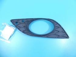 Заглушка бампера правая mercedes r w251 фото №1