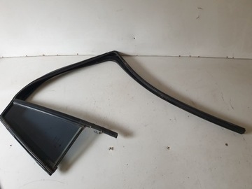 Скло кузовна + прокладка двері праві зад dodge caliber фото №1