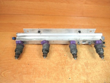 Планка впрыскивающий 4x инжектор volvo s40 v40 2,0 16v 9125118 9146264 фото №1