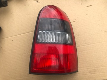 Права лампа задня opel vectra b універсал зад 99-02 фото №1