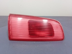 Mazda 2 i dy лампа зад левая задняя w крышка багажника 3m71-13547-bf фото №1