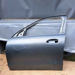 Mercedes w206 c клас двері ліві перед передні фото №1