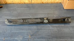 Кріплення крила ліві land rover cpla16151ae фото №1