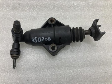 Циліндр зчеплення volkswagen golf iv 1j0721261f фото №1