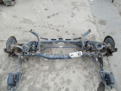 Golf v vi универсал балка подвешивание задние комплектные фото №1