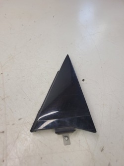 Треугольник накладка дверь p зад audi a1 8x4839904e фото №1
