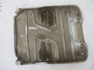 Плита защита vw 5q0 5qa825230 фото №1