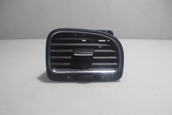 Решітка повітропровід права volkswagen golf vi фото №1