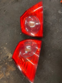 Vw golf v лампа зад 1k6945111c 1k6945112c фото №1