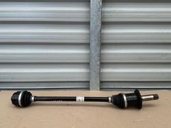 Bmw x1 u11 x2 u10 піввісь зад x-drive 9884793 фото №1