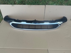 Mercedes glc w254 решітка спойлер накладка бампера перед передня фото №1