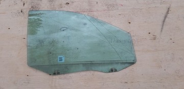 Стекло дверь правая chrysler voyager caravan 08-18r фото №1