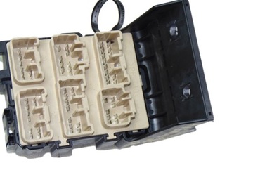 Toyota avensis t25 2.0d 07r коробка предохранителей фото №1